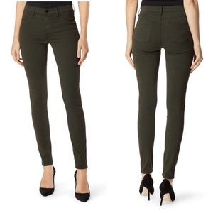 J Brand 485 Mid Rise Skinny Jeans in Ivy Vine